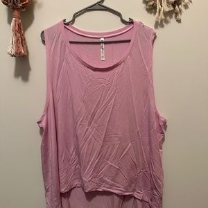 Fabletics Loretta Muscle High Low Tank